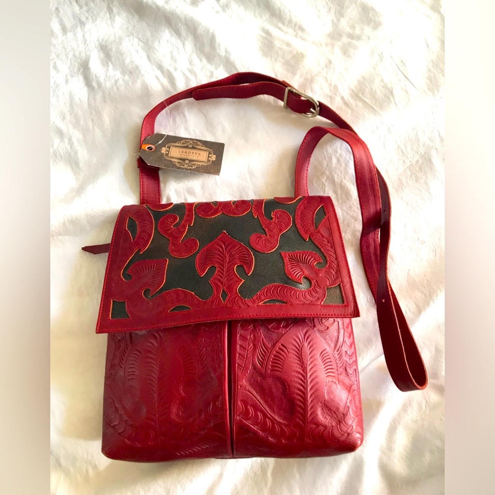 Leaders leather shoulder bag